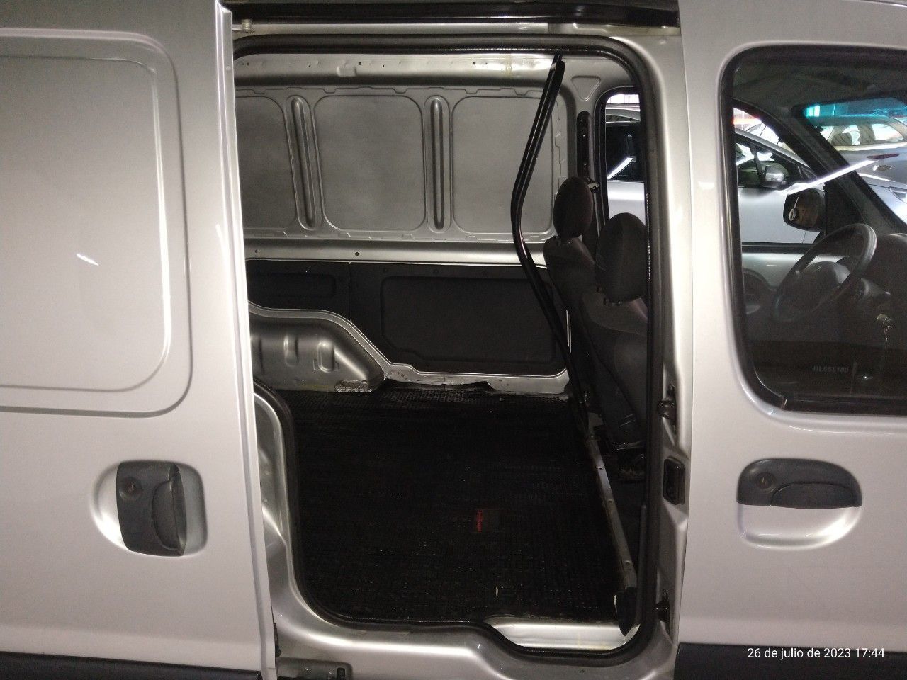 Renault Kangoo Usada en Mendoza, deRuedas