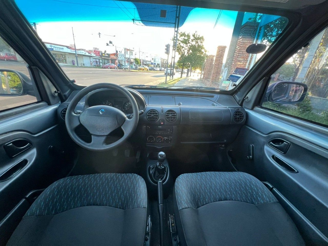 Renault Kangoo Usada Financiado en Córdoba, deRuedas