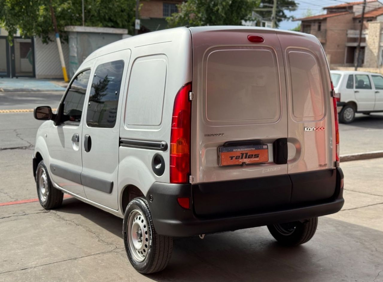 Renault Kangoo Usada Financiado en San Juan, deRuedas