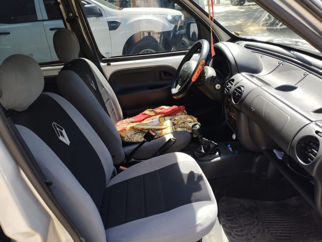 Renault Kangoo Usada Financiado en Mendoza, deRuedas