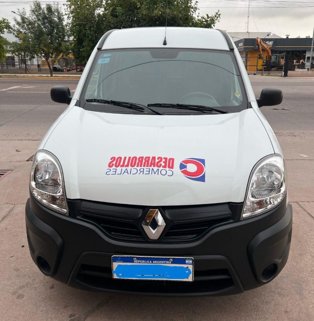 Renault Kangoo Usada en Mendoza, deRuedas