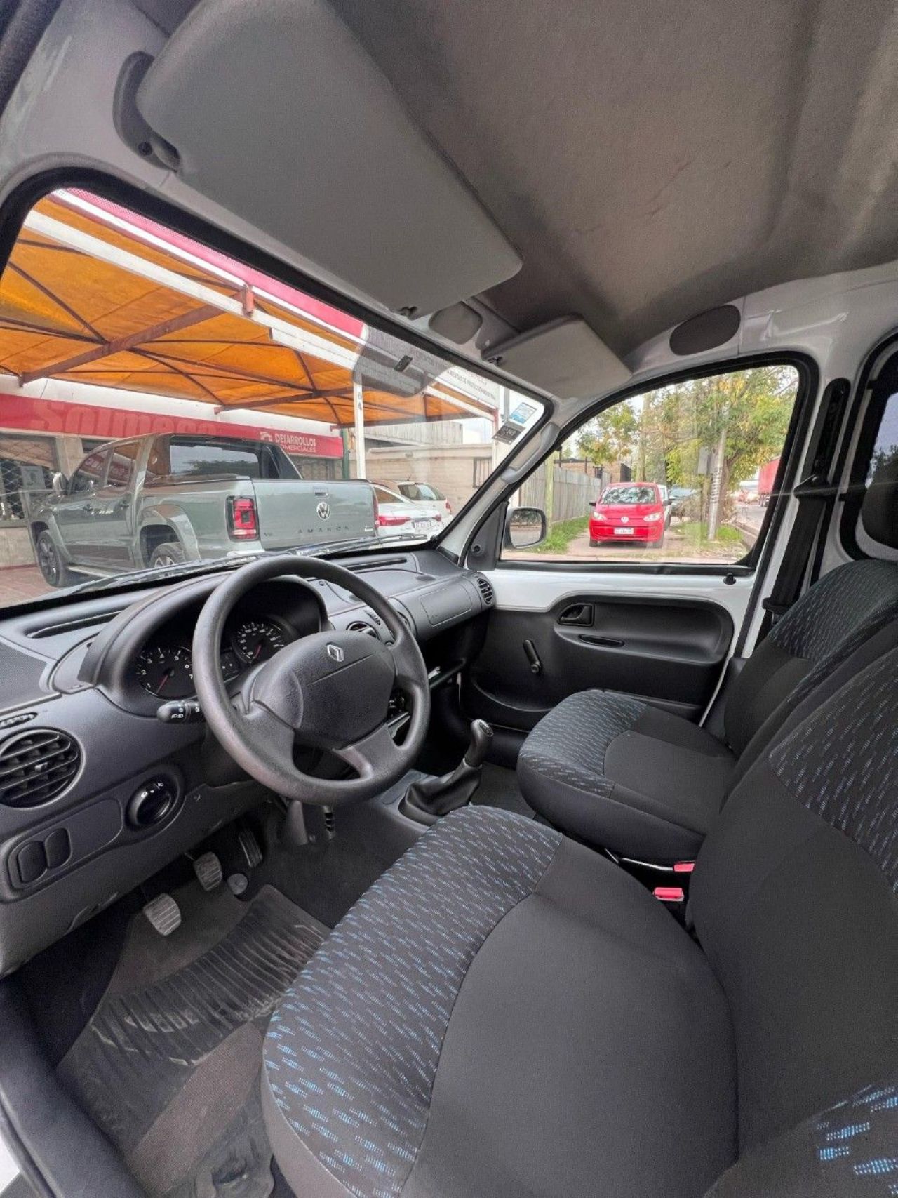 Renault Kangoo Usada en Mendoza, deRuedas
