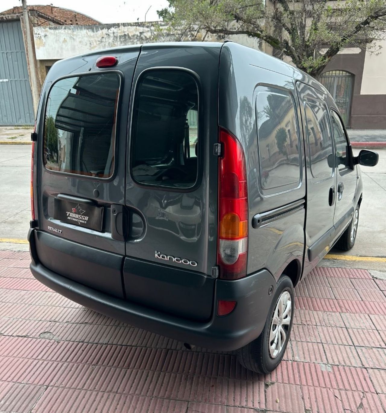 Renault Kangoo Usada en Córdoba, deRuedas