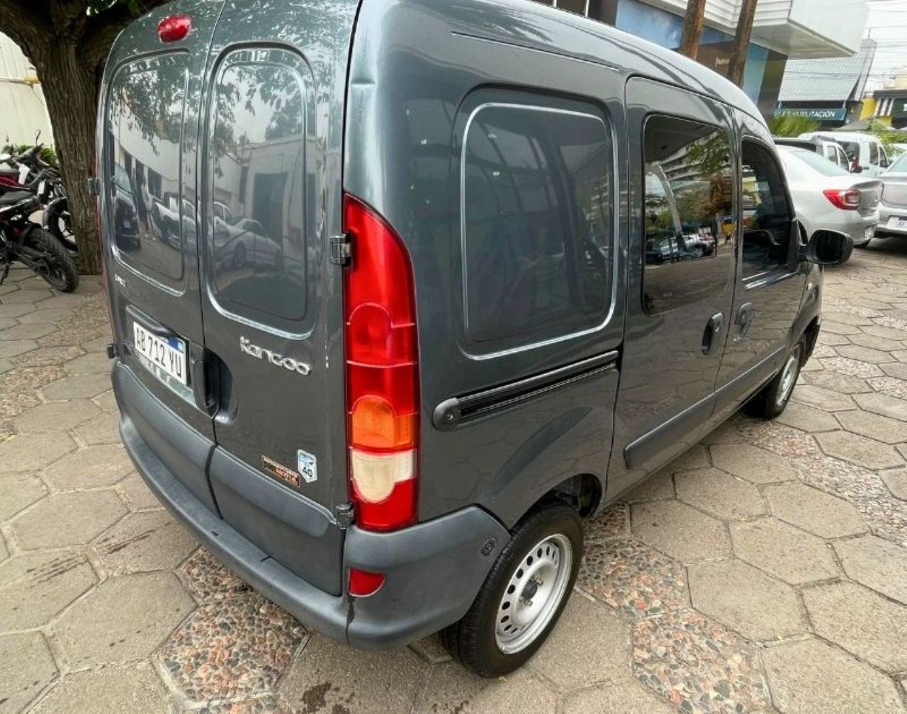 Renault Kangoo Usada en Mendoza, deRuedas