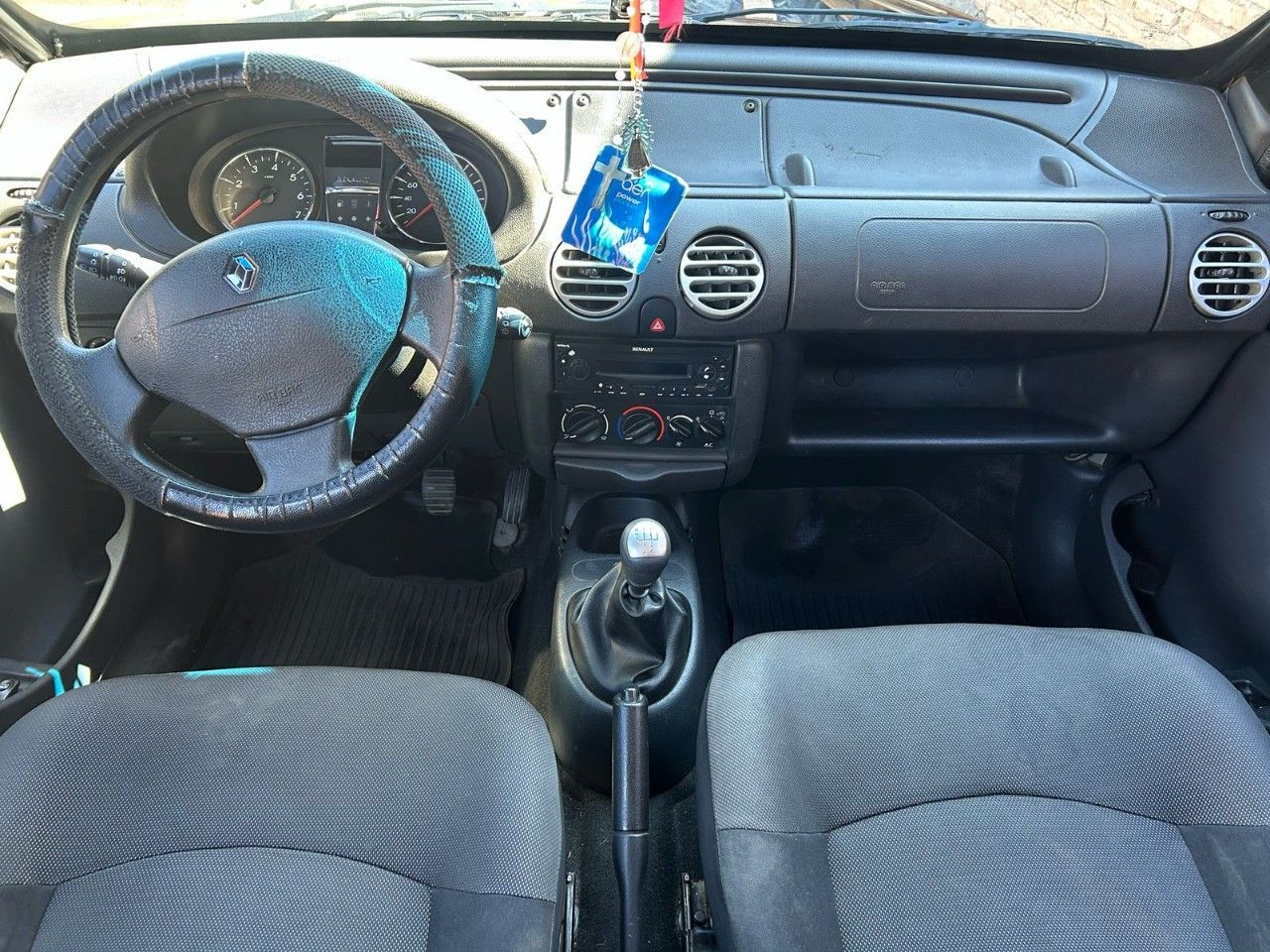 Renault Kangoo Usada en San Juan, deRuedas