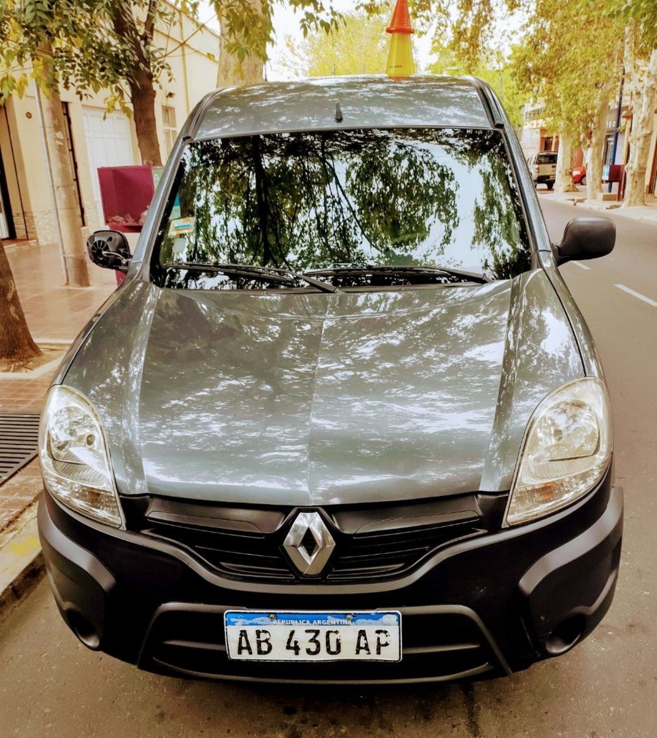 Renault Kangoo Usada Financiado en Mendoza, deRuedas