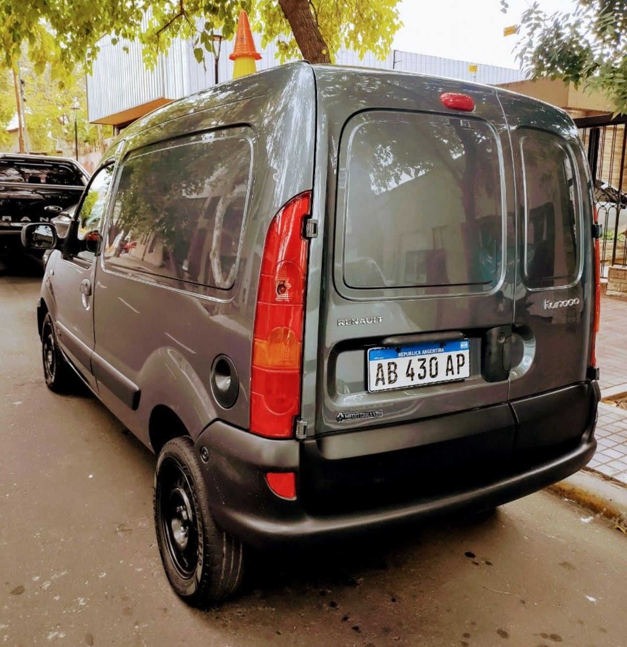 Renault Kangoo Usada Financiado en Mendoza, deRuedas
