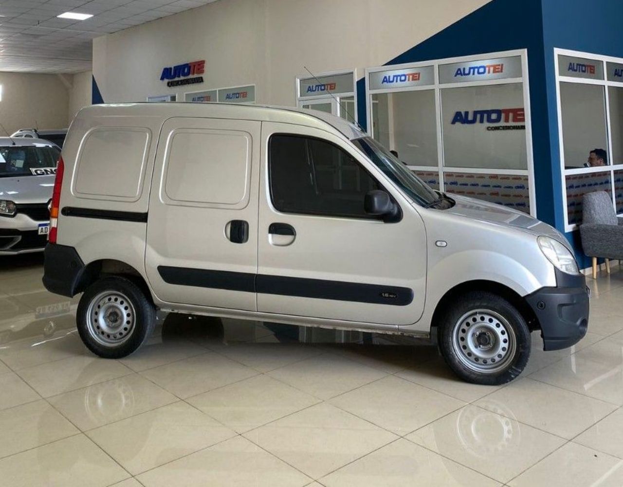 Renault Kangoo Usada Financiado en Córdoba, deRuedas