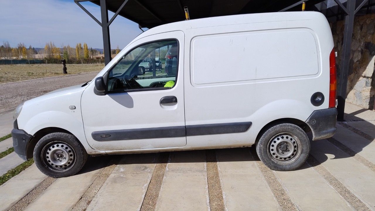 Renault Kangoo Usada en Mendoza, deRuedas