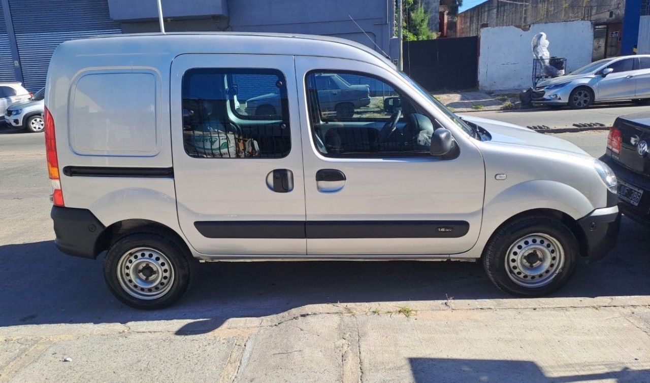 Renault Kangoo Usada en Buenos Aires, deRuedas