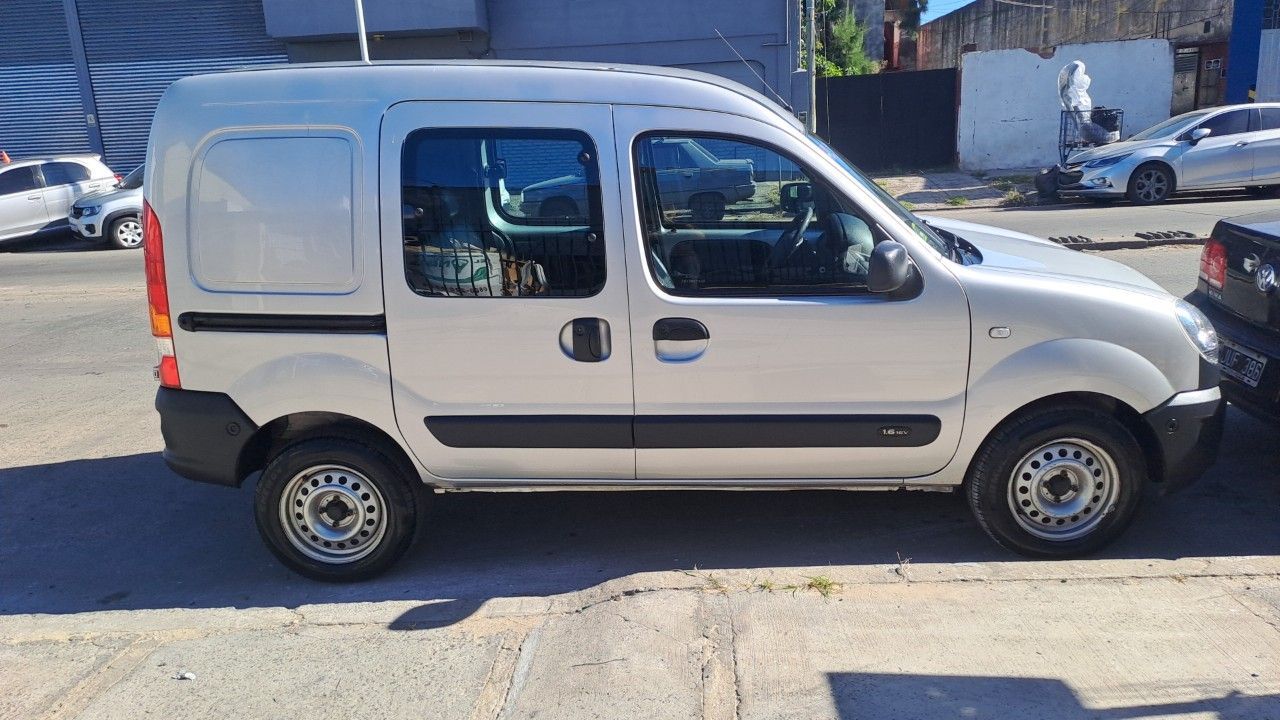 Renault Kangoo Usada en Buenos Aires, deRuedas