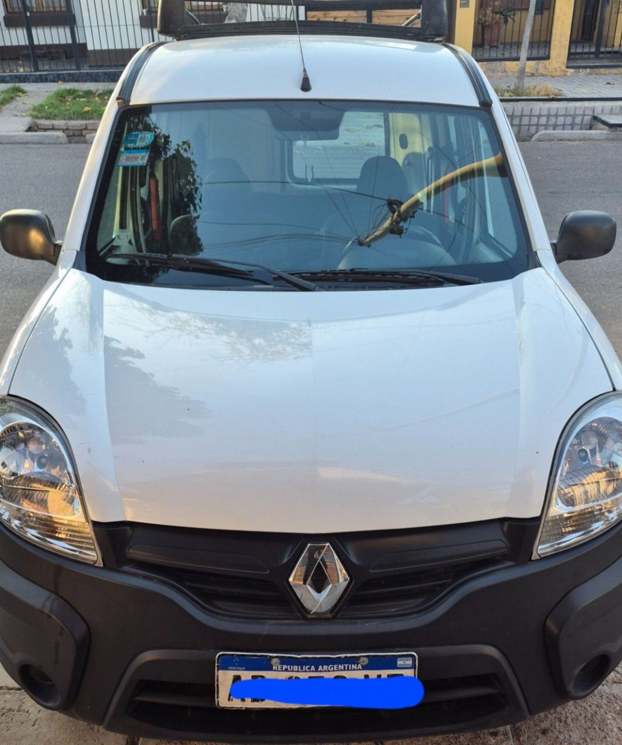 Renault Kangoo Usada en Mendoza, deRuedas