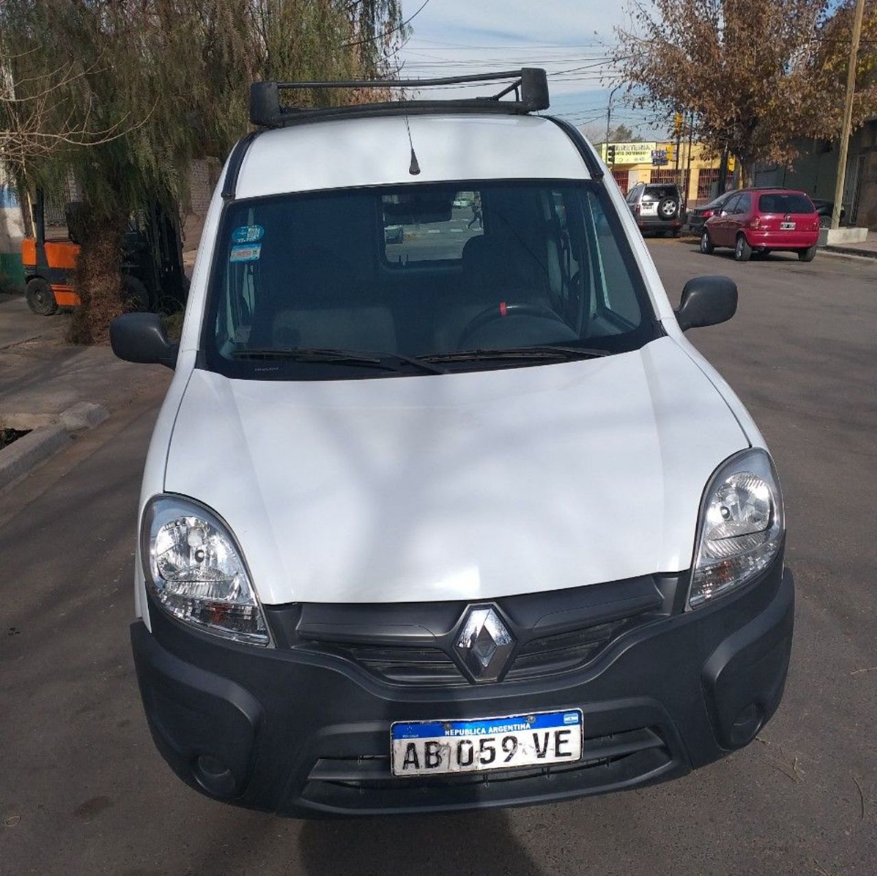 Renault Kangoo Usada en Mendoza, deRuedas