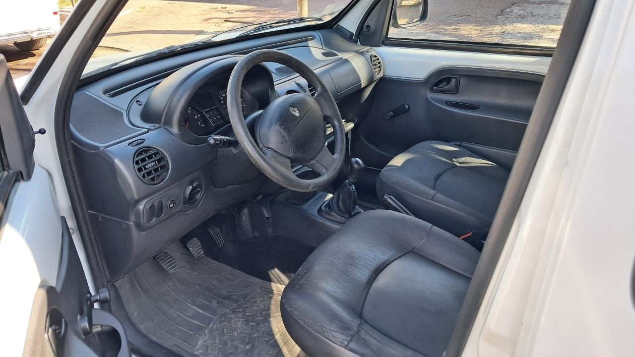 Renault Kangoo Usada en Mendoza, deRuedas