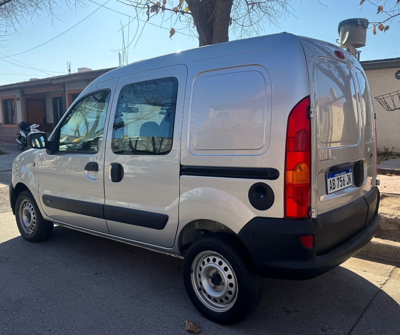 Renault Kangoo Usada en Mendoza, deRuedas