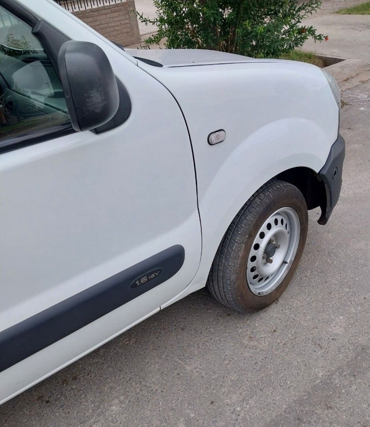 Renault Kangoo Usada en Mendoza, deRuedas