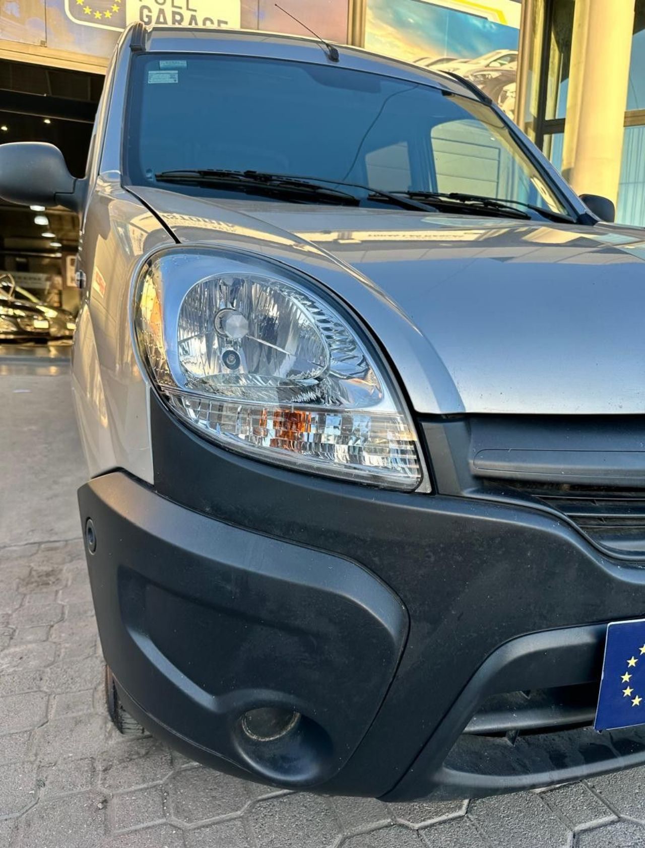 Renault Kangoo Usada Financiado en Córdoba, deRuedas