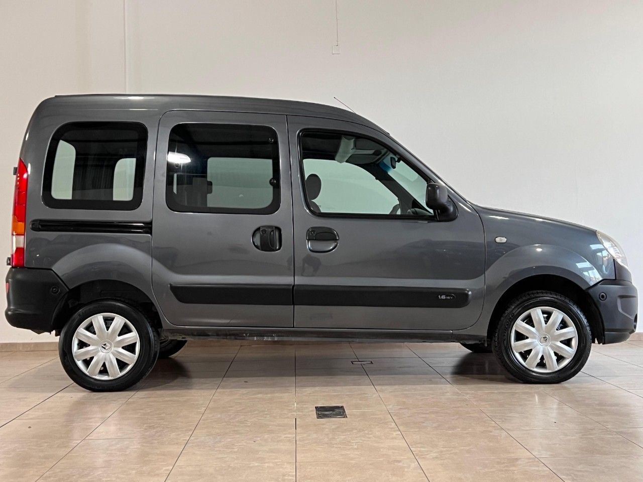 Renault Kangoo Usada Financiado en Córdoba, deRuedas