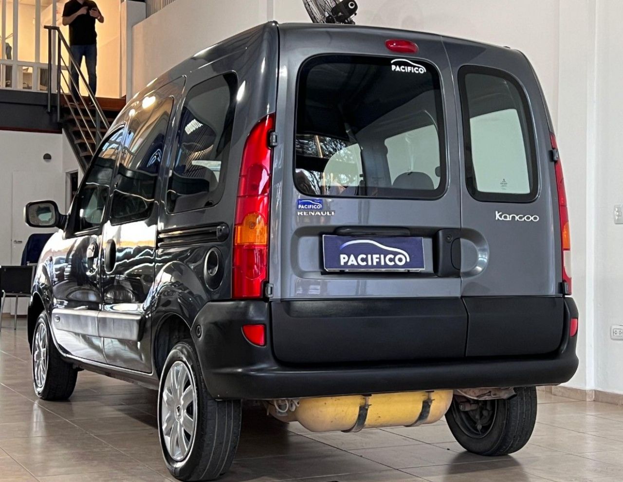 Renault Kangoo Usada Financiado en Córdoba, deRuedas