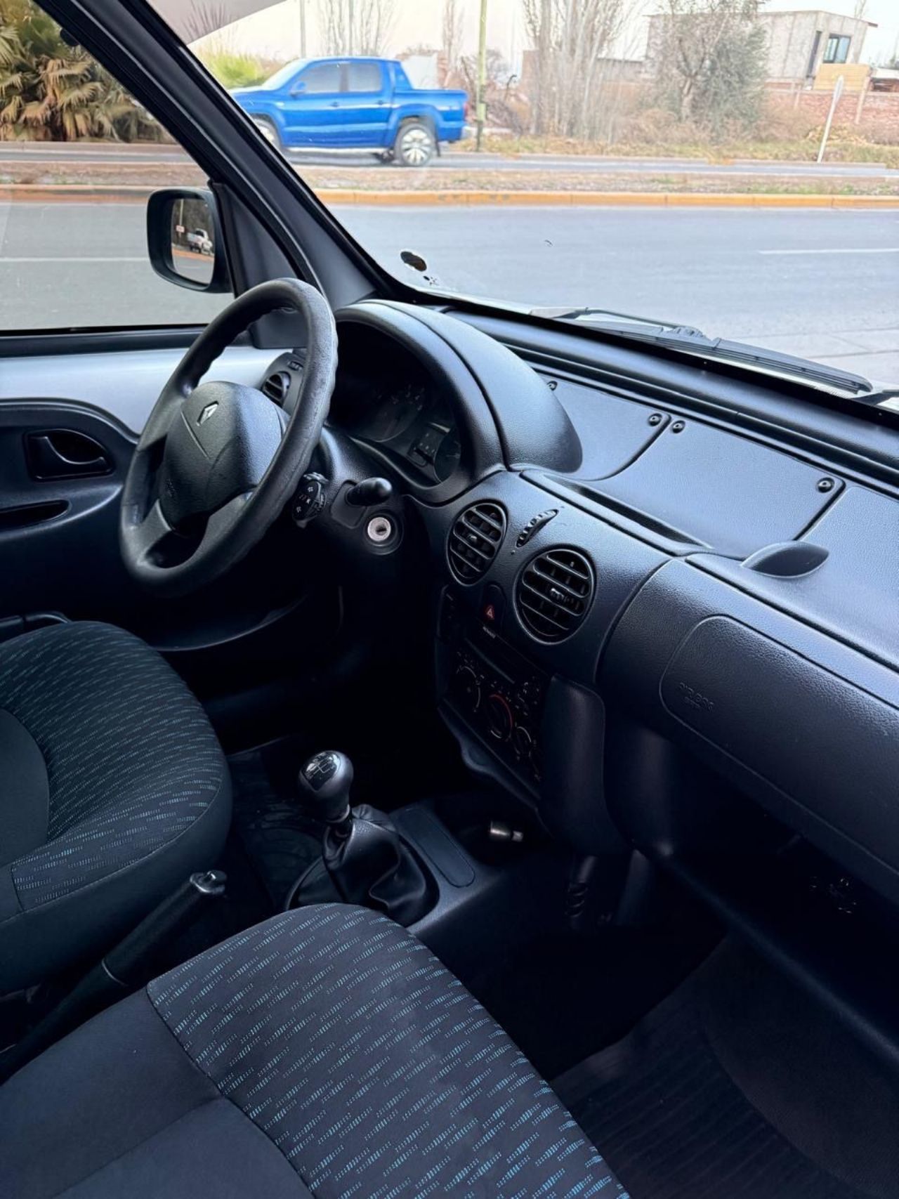 Renault Kangoo Usada en Mendoza, deRuedas