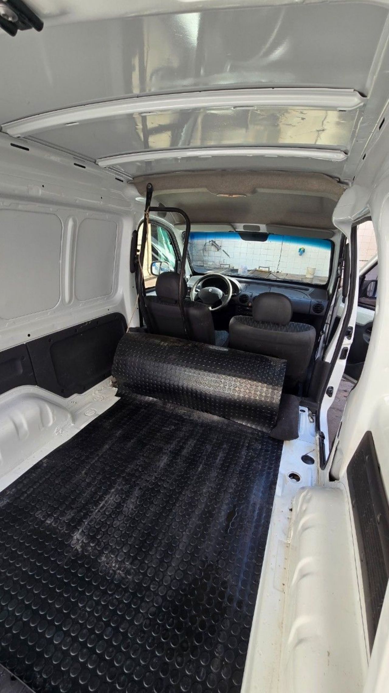 Renault Kangoo Usada en Mendoza, deRuedas