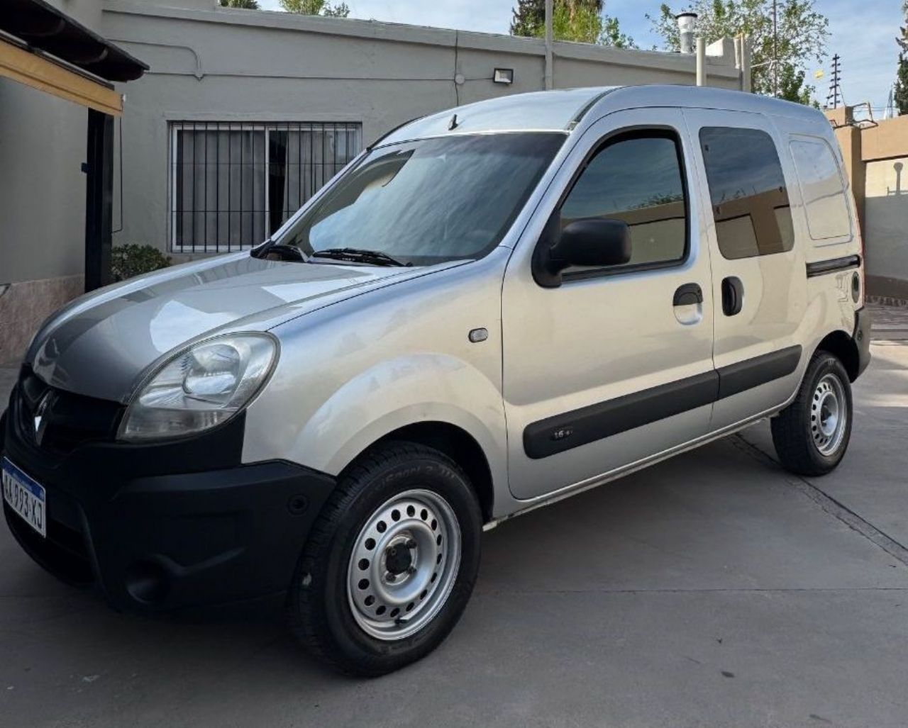 Renault Kangoo Usada en Mendoza, deRuedas