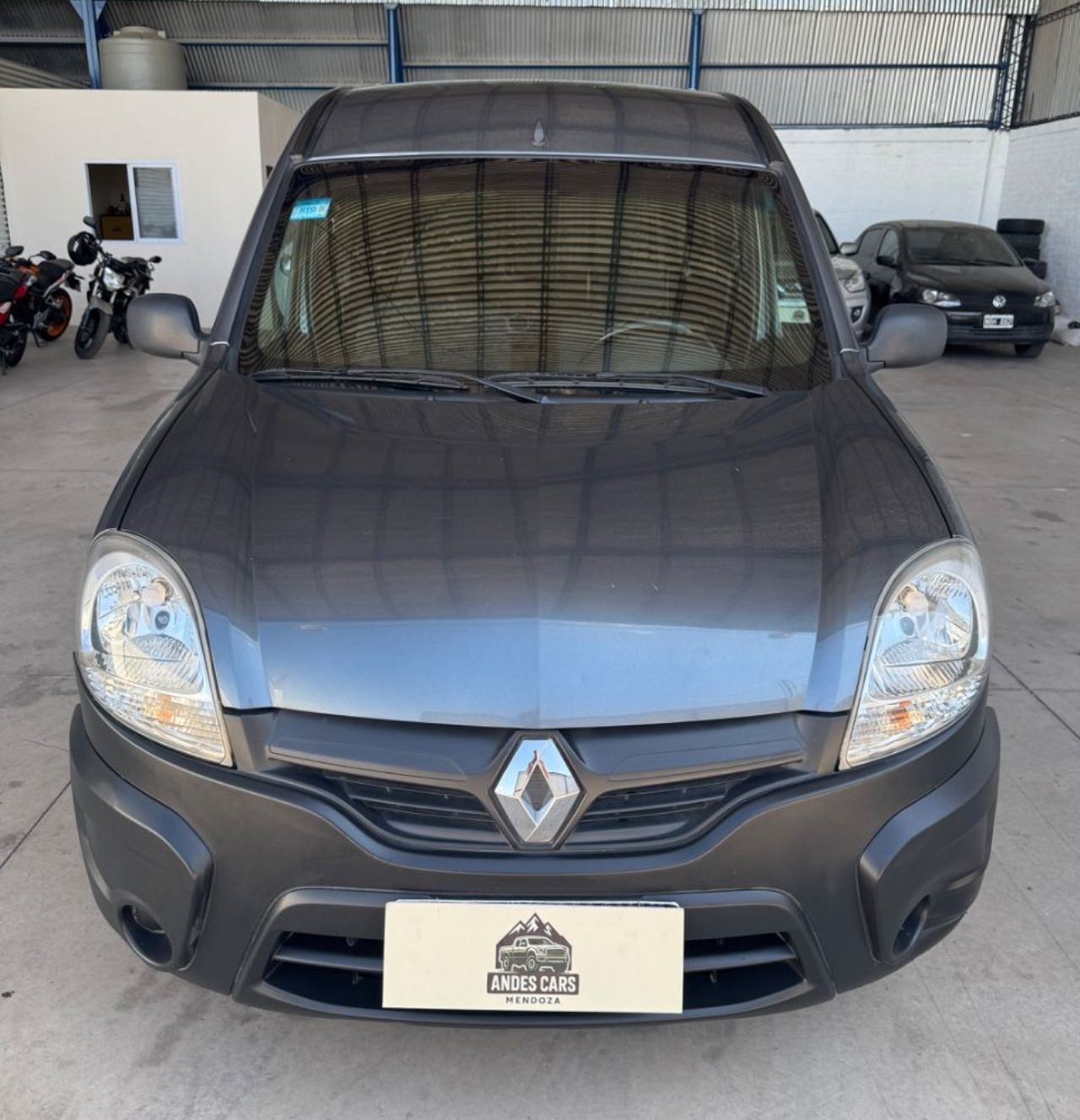 Renault Kangoo Usada Financiado en Mendoza, deRuedas