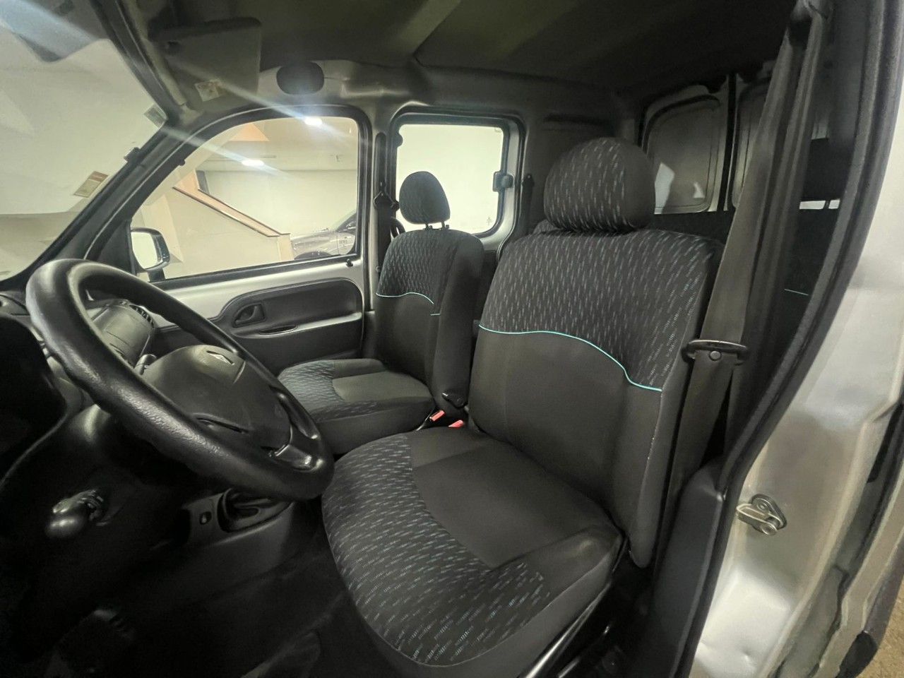 Renault Kangoo Usada Financiado en Córdoba, deRuedas