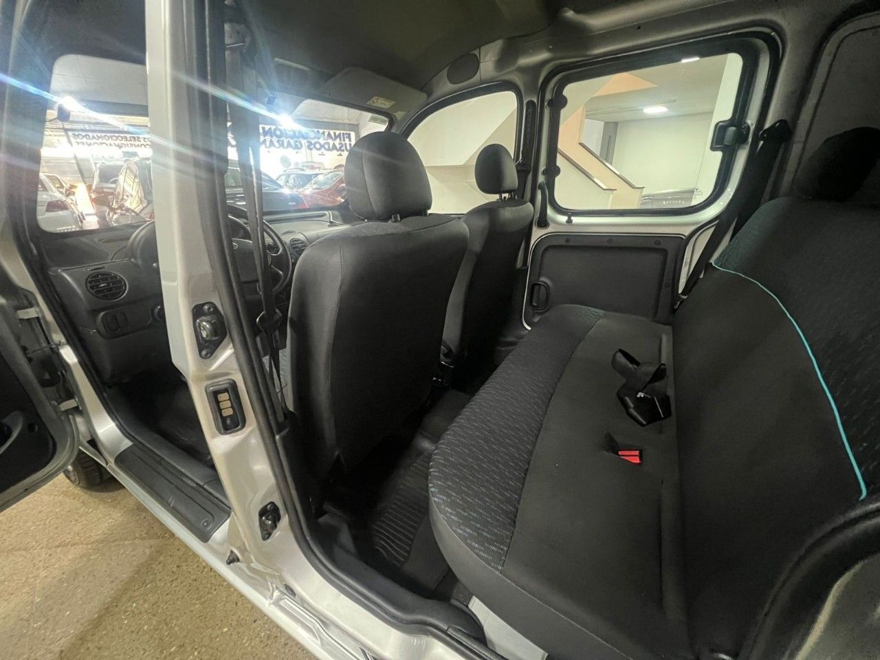 Renault Kangoo Usada Financiado en Córdoba, deRuedas