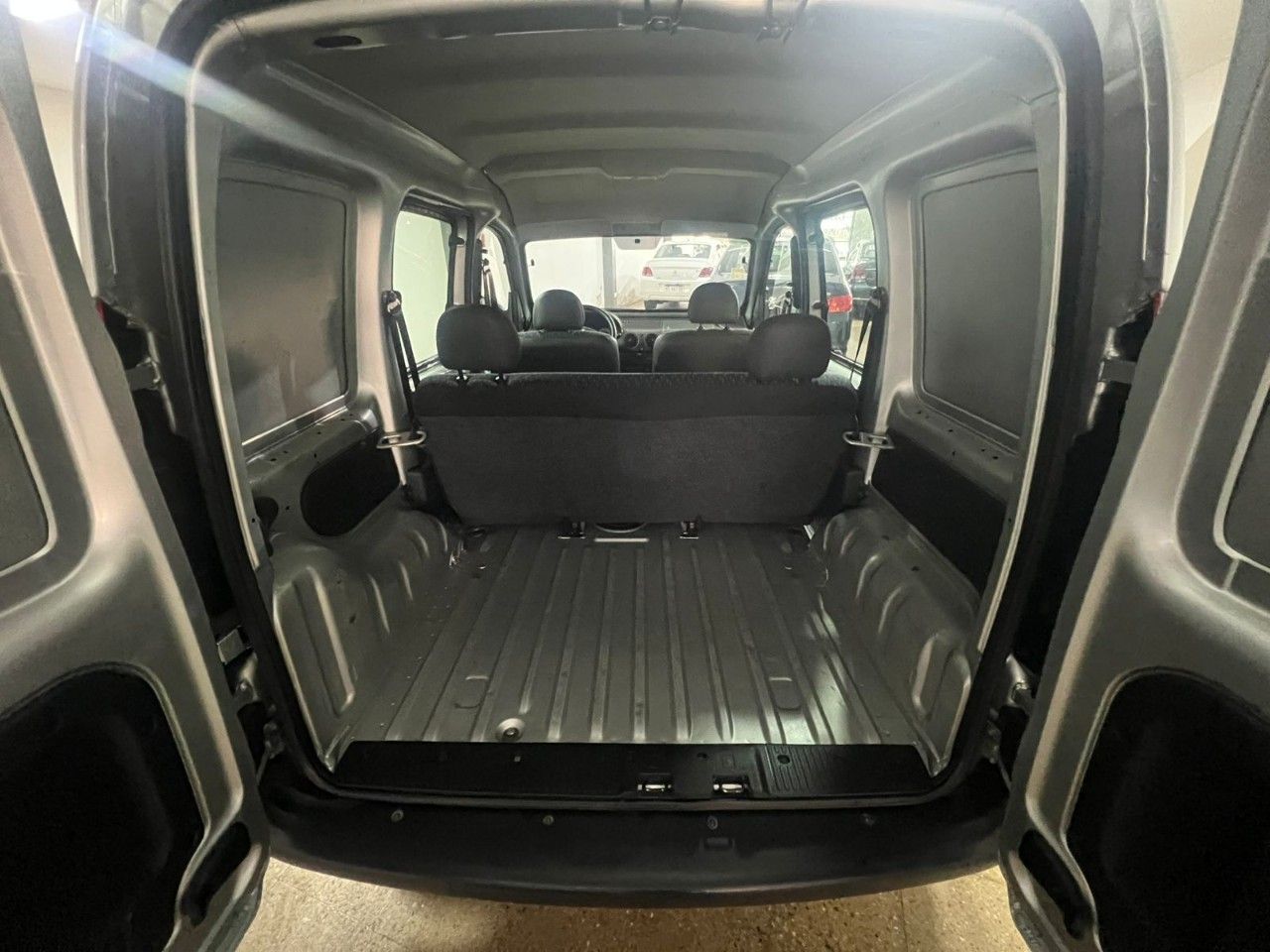 Renault Kangoo Usada Financiado en Córdoba, deRuedas