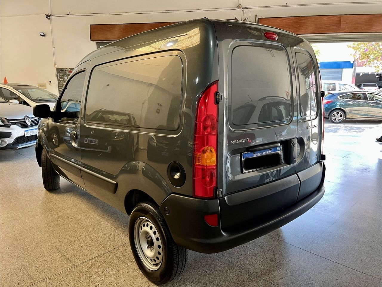 Renault Kangoo Usada Financiado en Córdoba, deRuedas