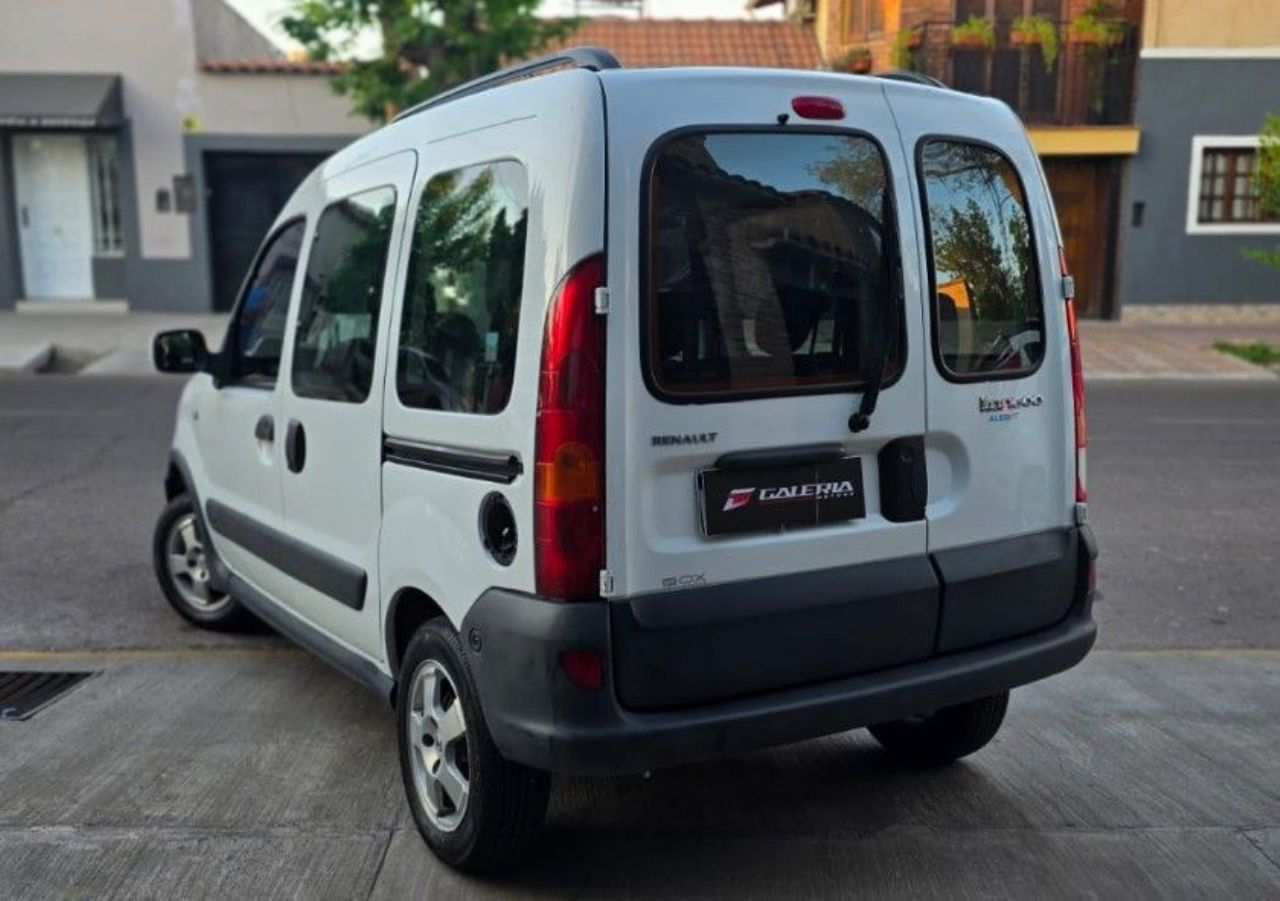 Renault Kangoo Usada en Mendoza, deRuedas