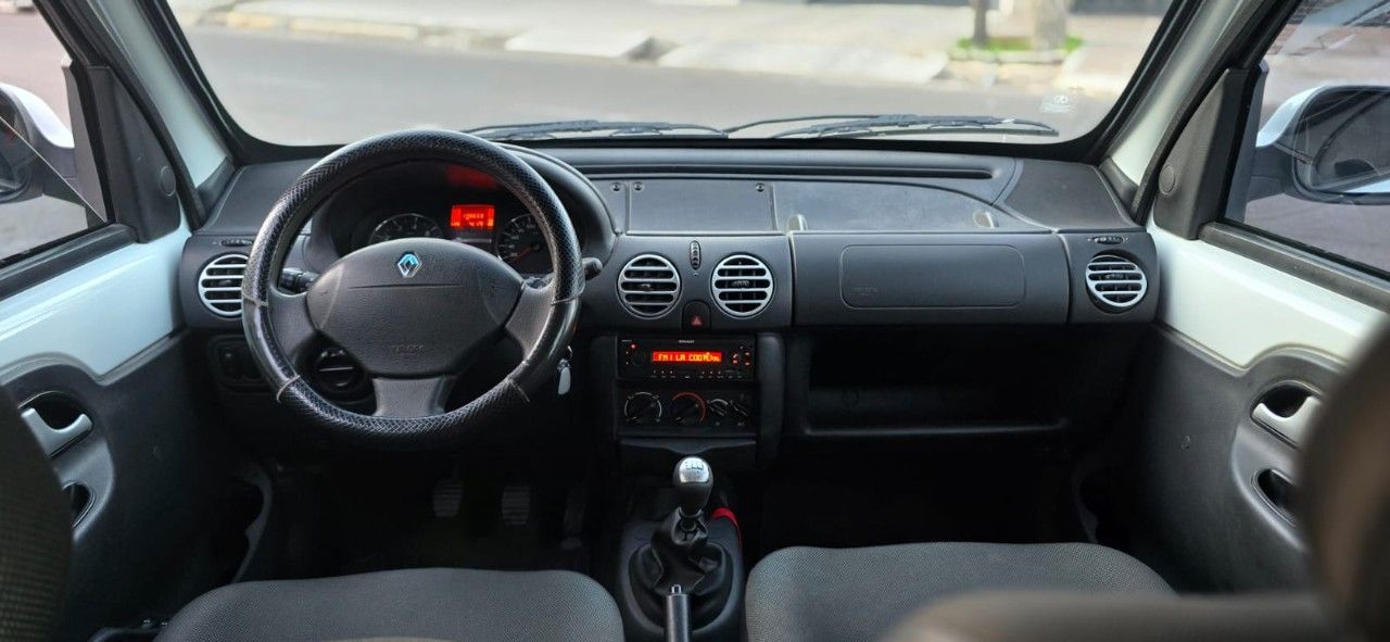 Renault Kangoo Usada en Mendoza, deRuedas