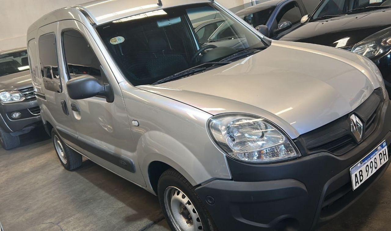 Renault Kangoo Usada en Mendoza, deRuedas