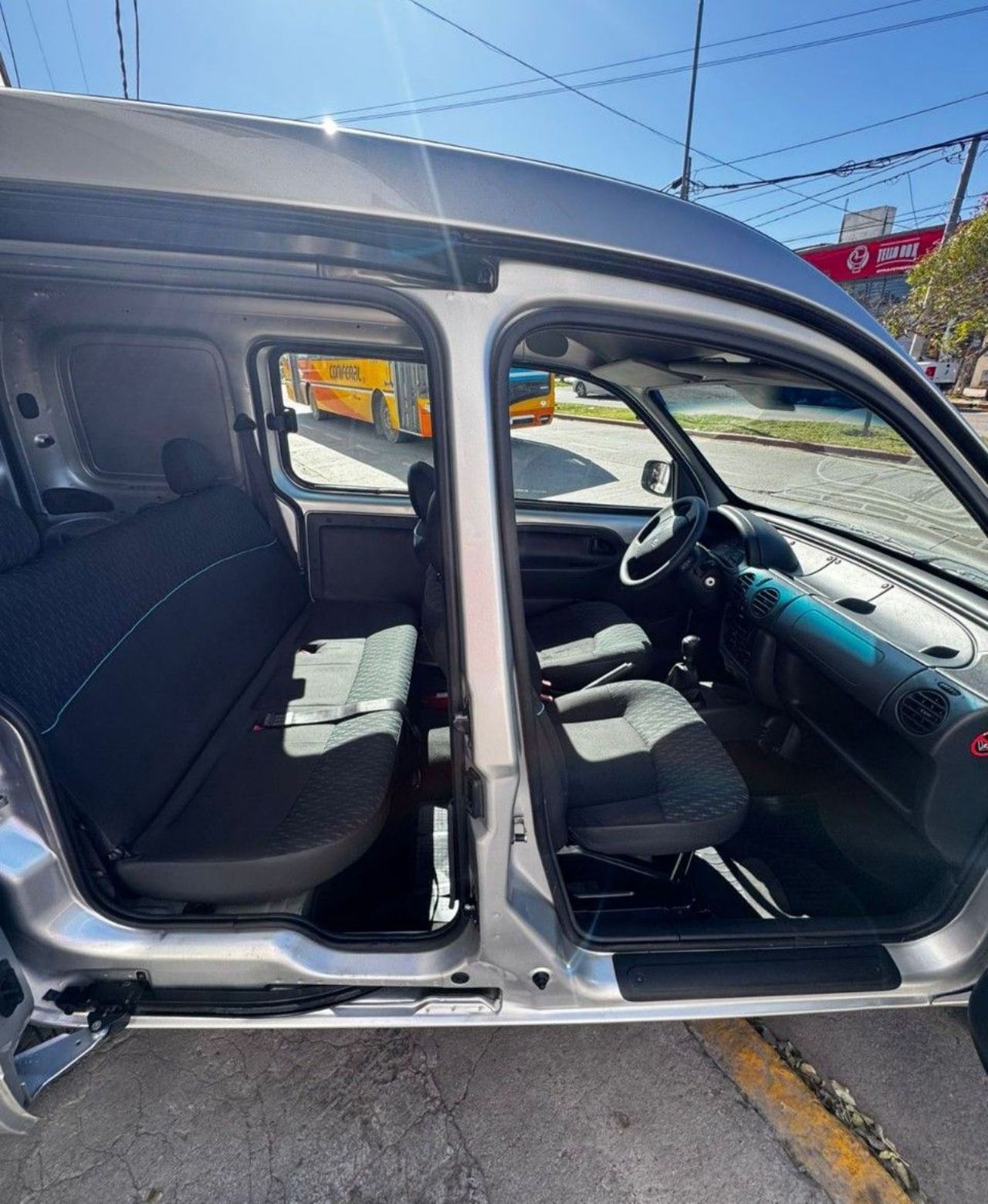 Renault Kangoo Usada en Córdoba, deRuedas