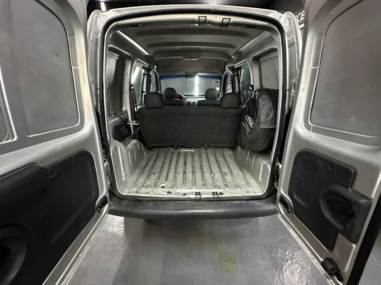 Renault Kangoo Usada en Córdoba, deRuedas