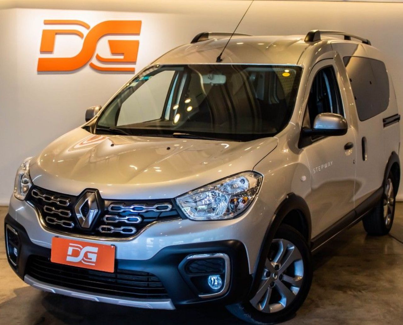Renault Kangoo Usada en Córdoba, deRuedas