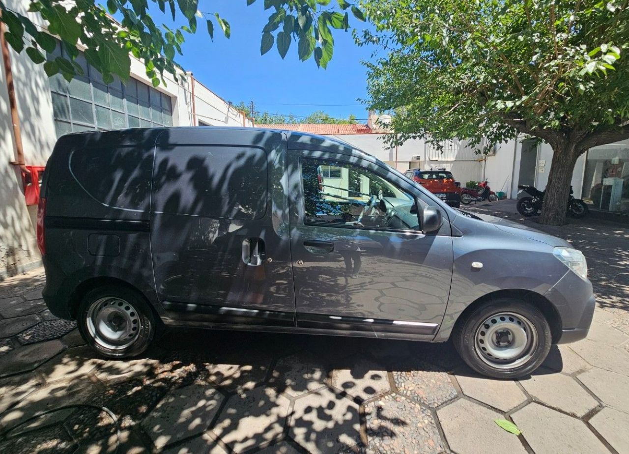 Renault Kangoo Usada en Mendoza, deRuedas