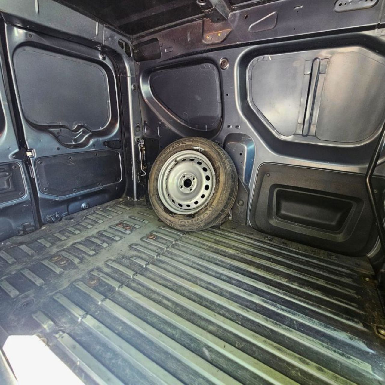 Renault Kangoo Usada en Mendoza, deRuedas