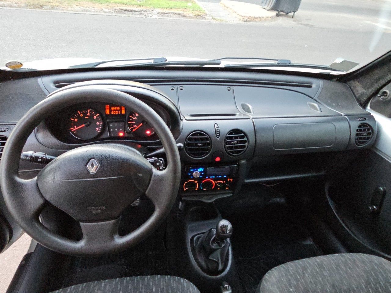 Renault Kangoo Usada Financiado en Mendoza, deRuedas