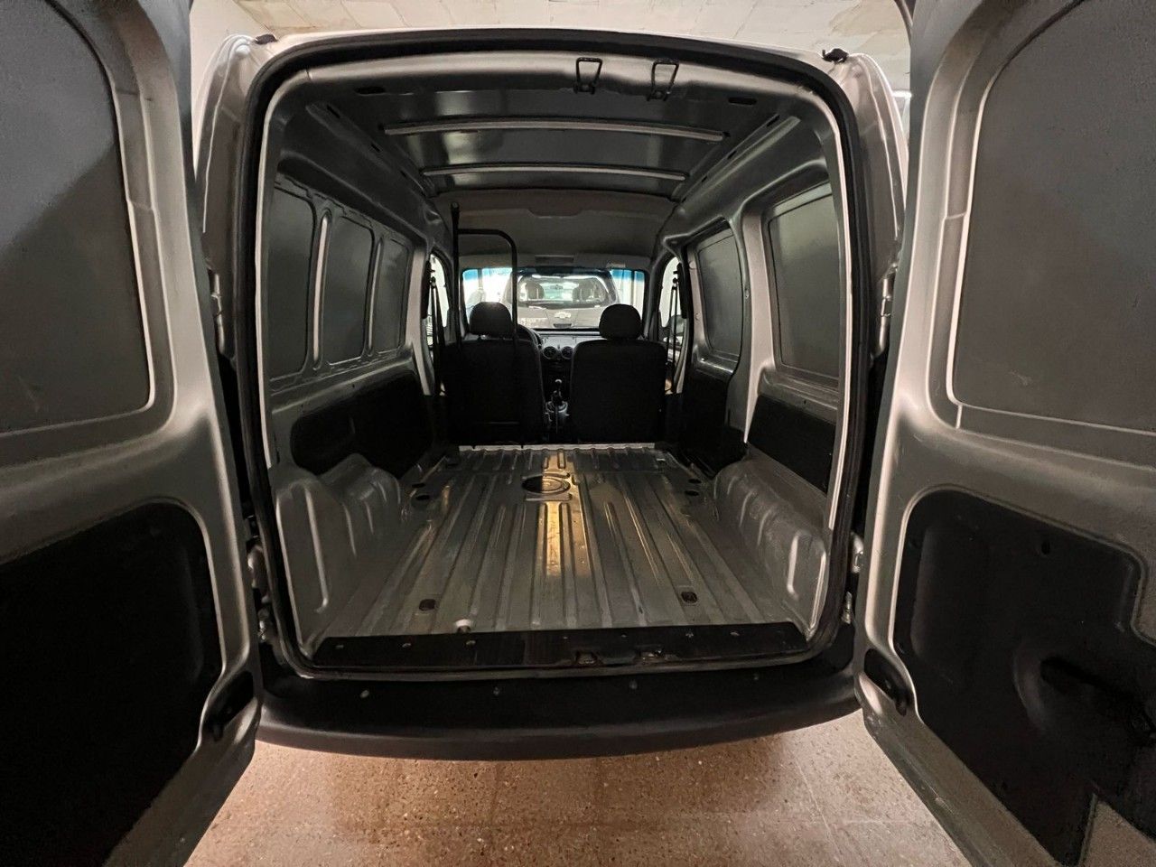 Renault Kangoo Usada en Córdoba, deRuedas