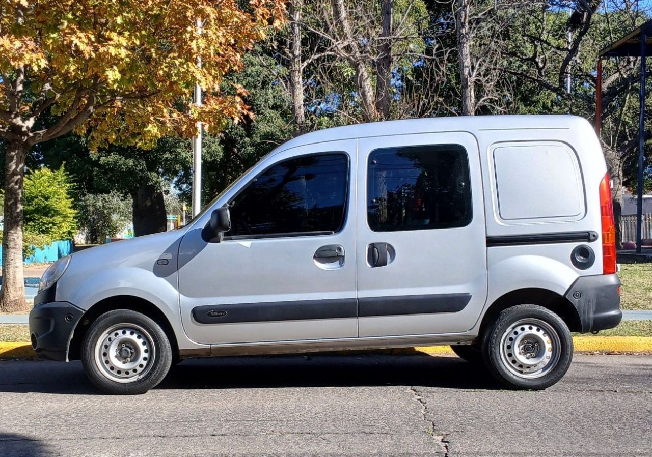Renault Kangoo Usada Financiado en Córdoba, deRuedas