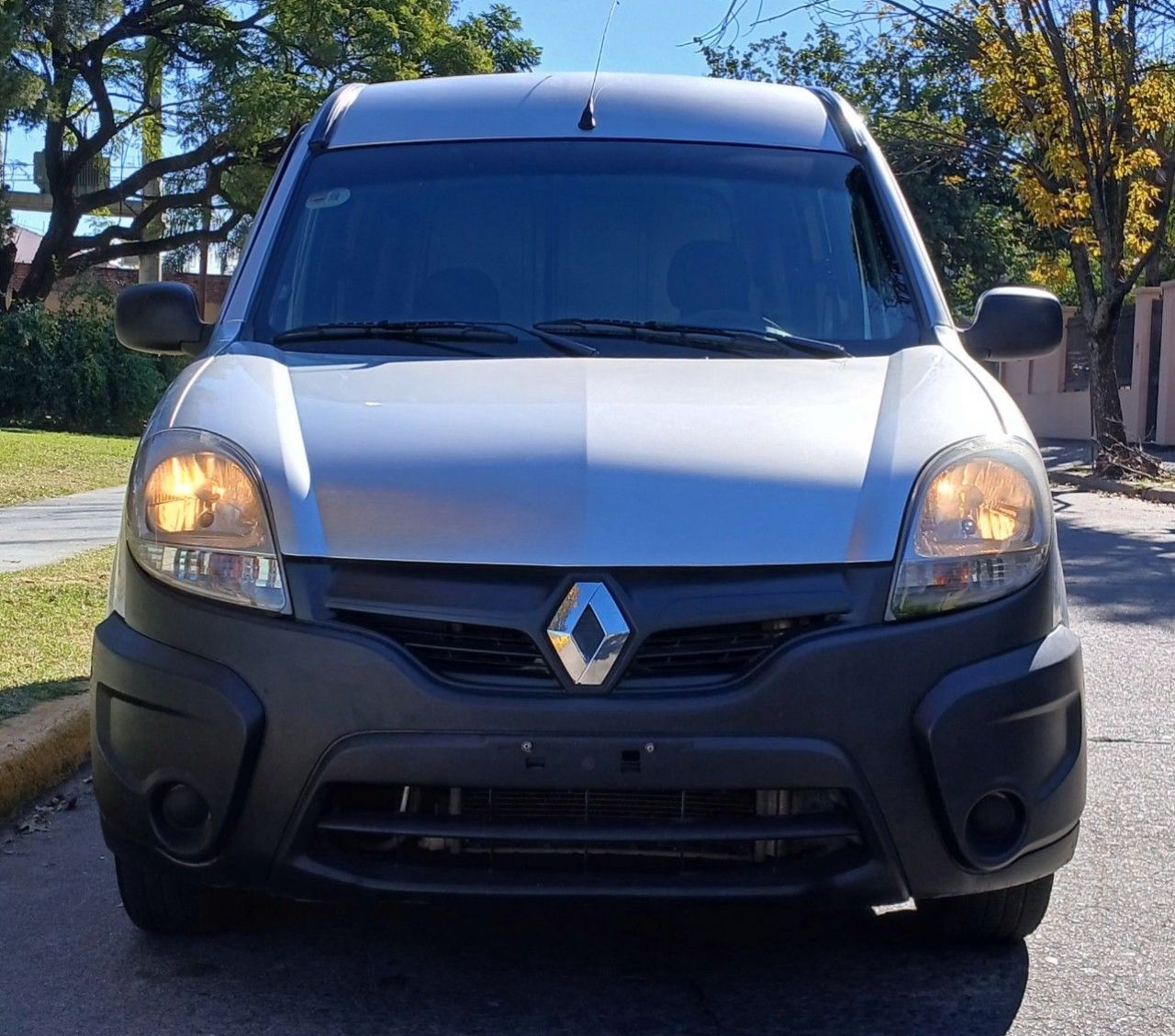 Renault Kangoo Usada Financiado en Córdoba, deRuedas