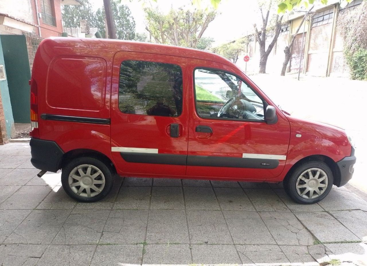 Renault Kangoo Usada en Buenos Aires, deRuedas