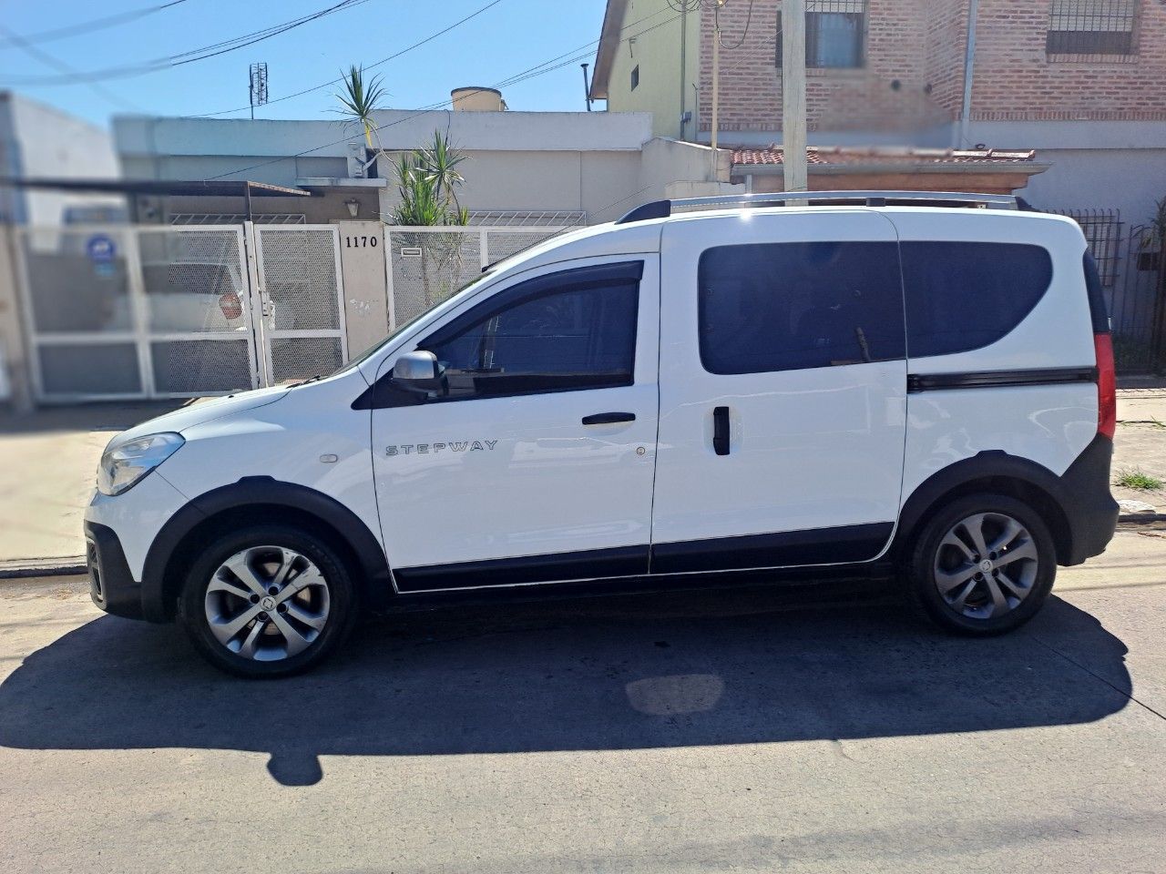 Renault Kangoo Usada en Buenos Aires, deRuedas