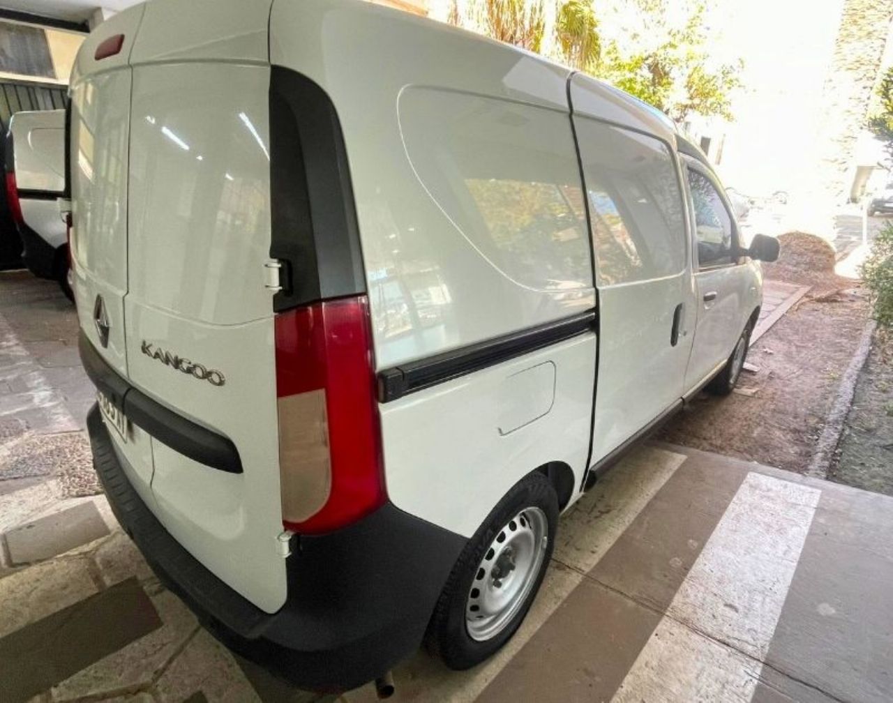 Renault Kangoo Usada en Mendoza, deRuedas