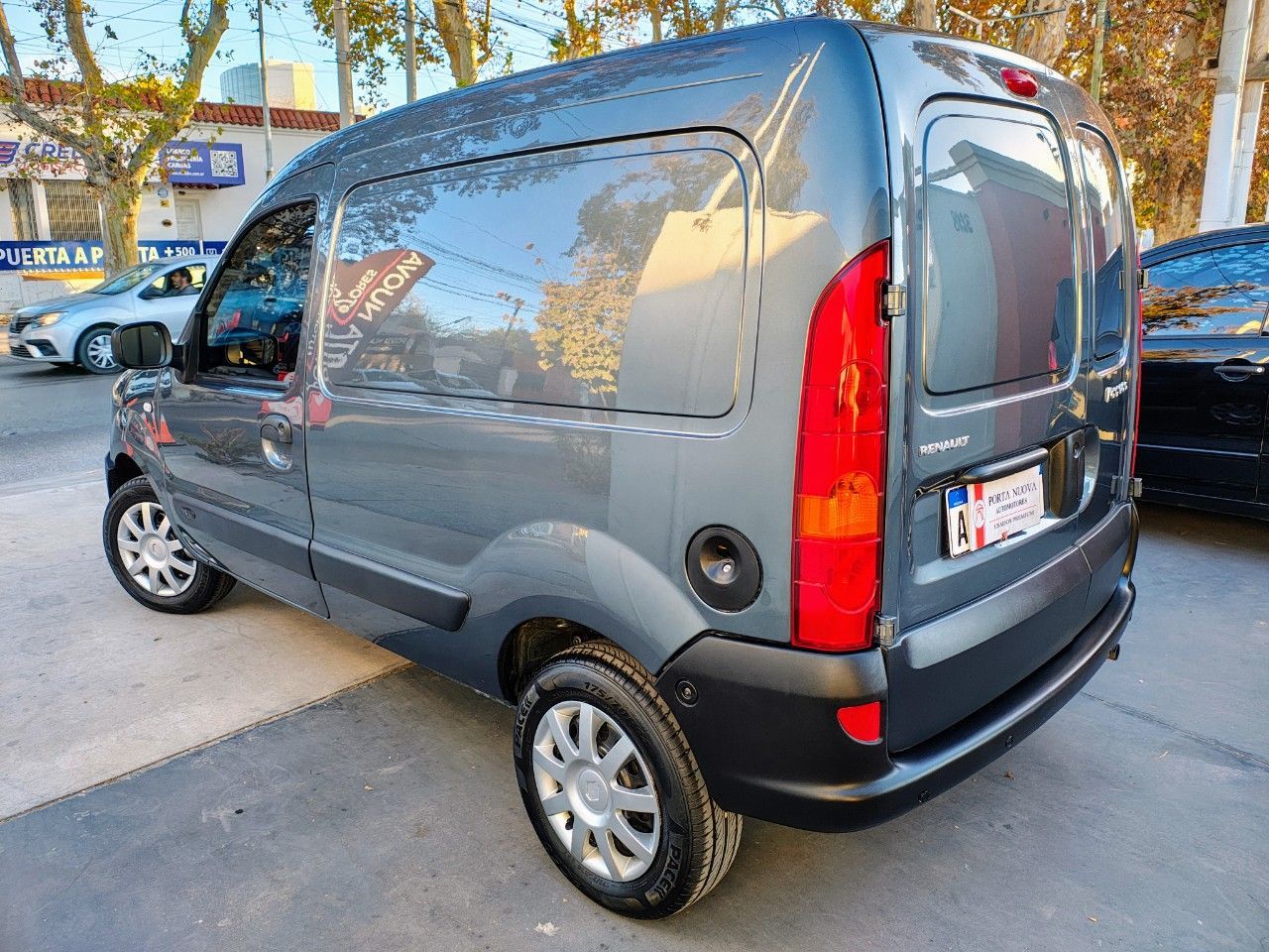 Renault Kangoo Usada en Mendoza, deRuedas