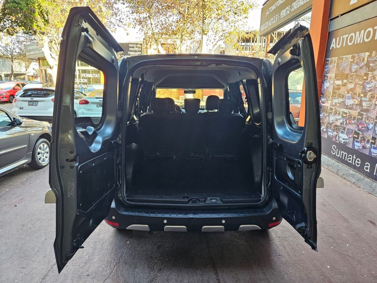 Renault Kangoo Usada en Mendoza, deRuedas