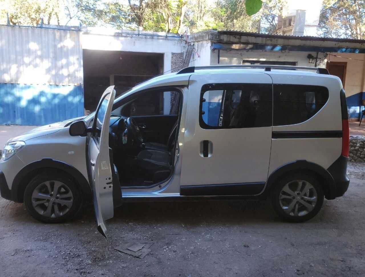 Renault Kangoo Usada en Córdoba, deRuedas