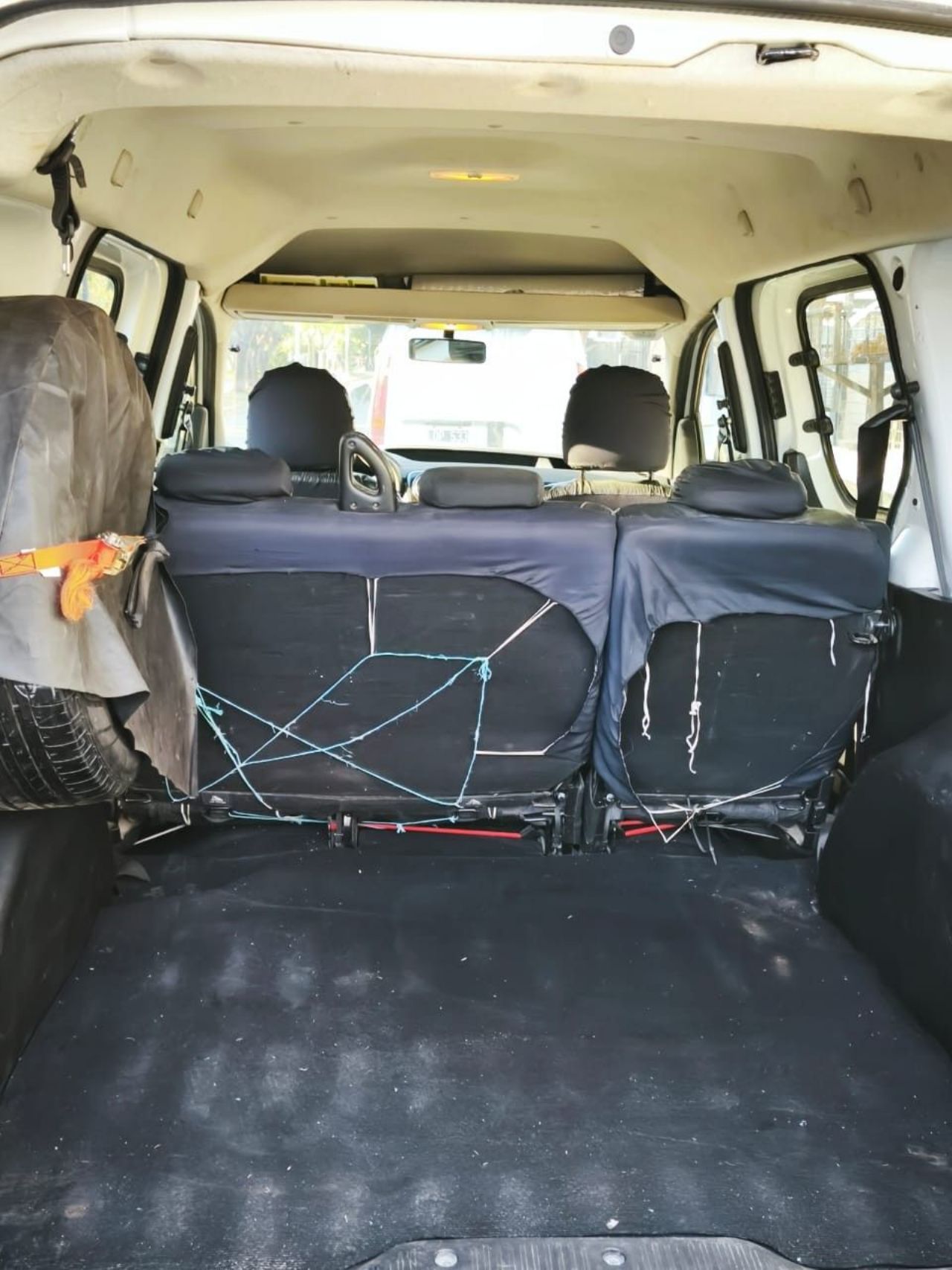 Renault Kangoo Usada en Córdoba, deRuedas